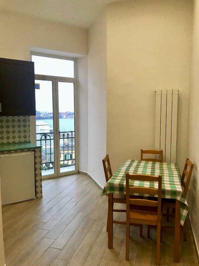 ホテル Casa Annamaria ナポリ エクステリア 写真